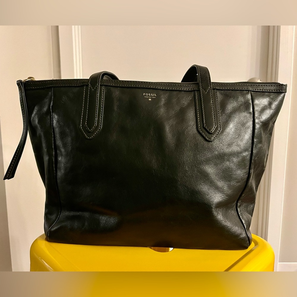 Black Fossil Leather Tote